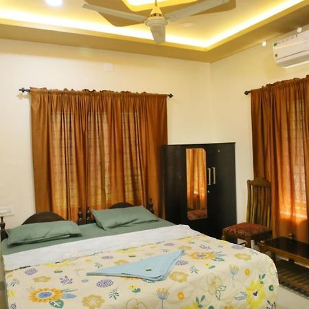 Alleppey Beach La Casa アーラップーザ県 エクステリア 写真
