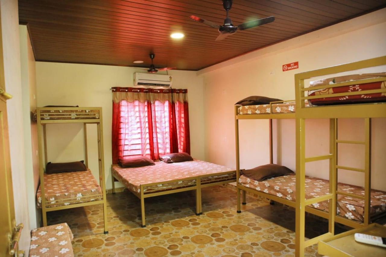 Alleppey Beach La Casa アーラップーザ県 エクステリア 写真