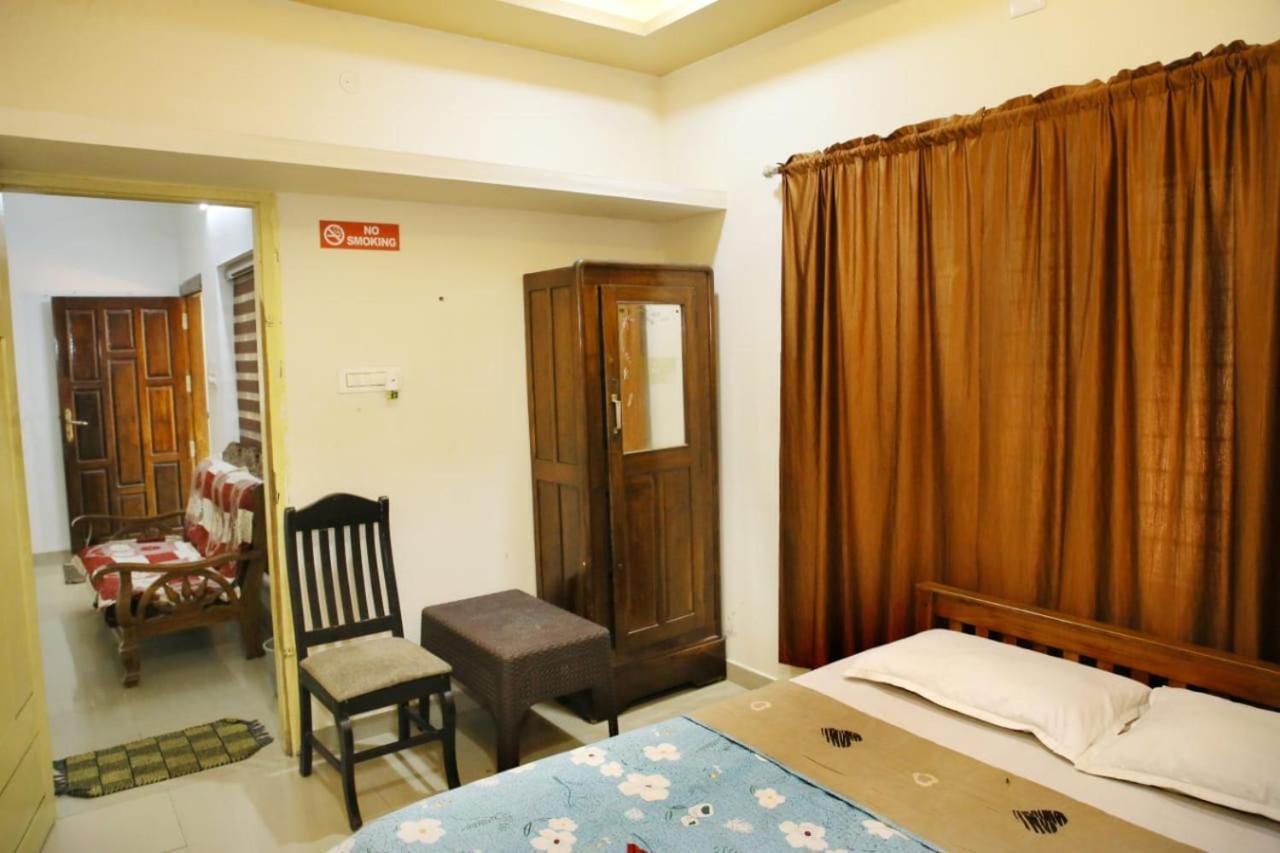Alleppey Beach La Casa アーラップーザ県 エクステリア 写真